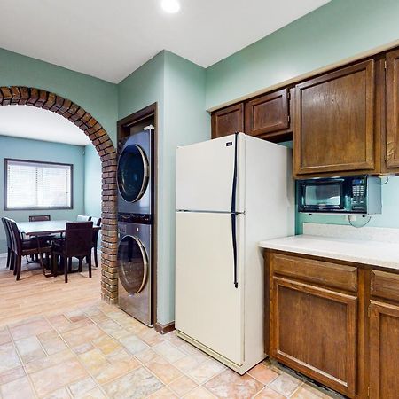 Smoky Mountain Castle Caretaker'S Apartment Sevierville Esterno foto